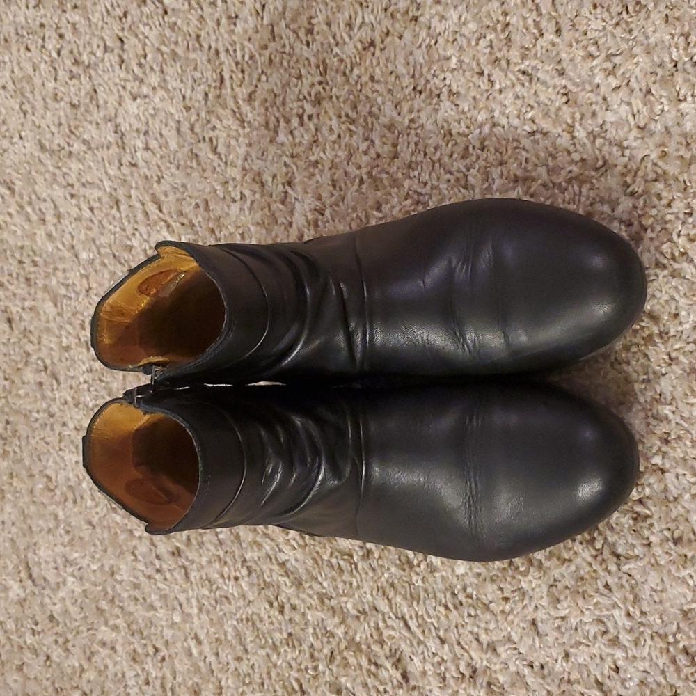 Pikolinos ankle boots